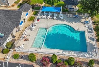 Top floor, vaulted ceiling, panoramic views of Lake of the - photo 35