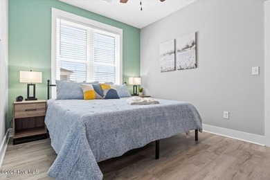 Welcome to **Sun Kissed**, a beautifully furnished 5-bedroom - photo 40