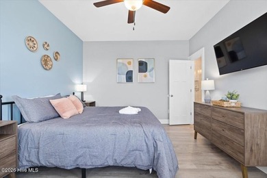 Welcome to **Sun Kissed**, a beautifully furnished 5-bedroom - photo 44
