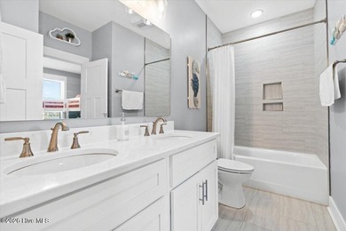 Welcome to **Sun Kissed**, a beautifully furnished 5-bedroom - photo 45