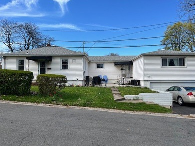 Well-maintained ranch duplex located in a quiet city - photo 3