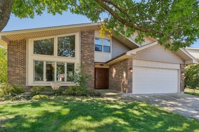 Lake Home Sale Pending in Lisle, Illinois