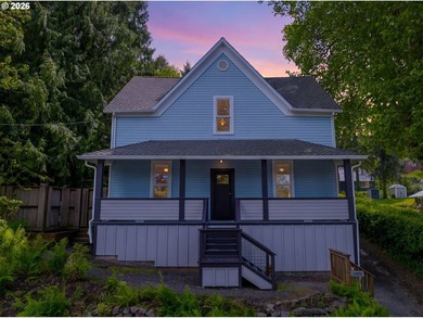 Step back in time with this beautifully renovated and maintained - photo 1