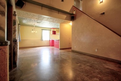 Looking for a property where you can live and work in the Texas - photo 4