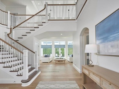Four blocks to the beach in the heart of Olde Naples, this fully - photo 2