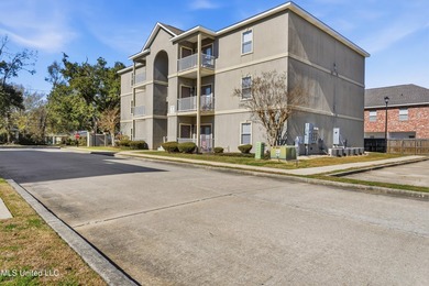 This condos excellent location is only the first of many - photo 31