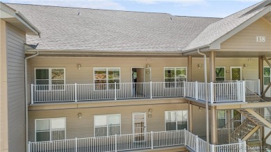 Lake Condo Sale Pending in Camdenton, Missouri