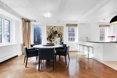 PARK AVENUE RESIDENCE FEATURING: HIGH FLOOR, HIGH CEILINGS - photo 7