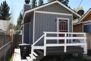 Beautiful Single-Story Mountain getaway in the city of Big Bear - photo 2