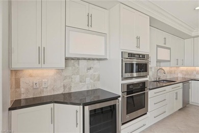 Beautiful 3 bedroom penthouse corner unit with amazing views