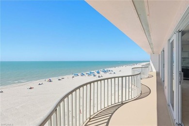 Beautiful 3 bedroom penthouse corner unit with amazing views