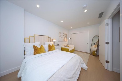 Welcome to this 1Bed/1Bath Brand-New Luxury Mixed-Use Condo - photo 17