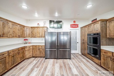 Once a licensed assisted-living home, this one-of-a-kind 4,292 - photo 18