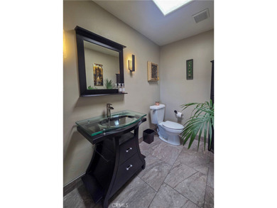 Welcome to this beautiful, spacious end-unit condominium - photo 21