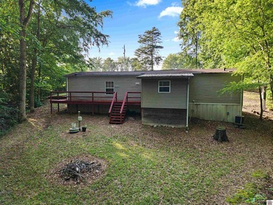 Space, privacy, and an unbeatable location! This 2-3 bedroom - photo 24