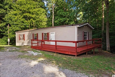 Space, privacy, and an unbeatable location! This 2-3 bedroom - photo 25