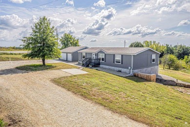 Milford Lake Home For Sale in Milford Kansas