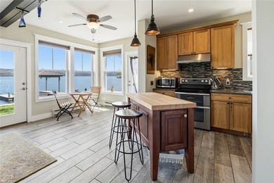 Seneca Lake! On the water! Built in 2016, and still feels brand - photo 4