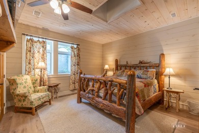 Set along the pristine shores of private Friends Lake in the - photo 43