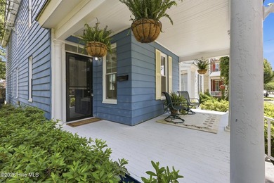 This beautiful 1920 era home has been brought back to life in a - photo 4