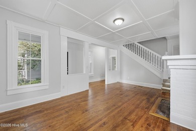 This beautiful 1920 era home has been brought back to life in a - photo 8
