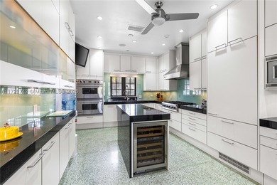 Waterfront Villa on the S. Gables Waterway.Boaters Dream or live - photo 14