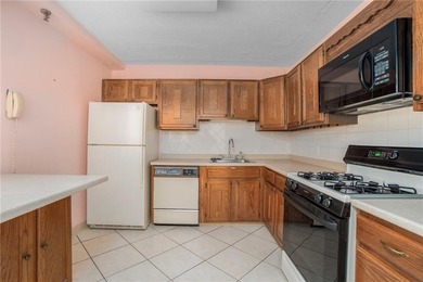 Empty Nesters or 1st time buyers! 2 bedroom, 2 bathroom one - photo 14