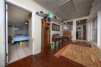 Low price for lots of space (1846 sq ft) This home features 3 - photo 5