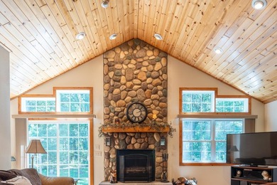 Welcome to your private retreat nestled on 2.71 serene acres - photo 16