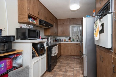 Low price for lots of space (1846 sq ft) This home features 3 - photo 9