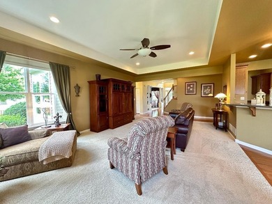 Absolutely stunning model quality home with all the bells and - photo 9