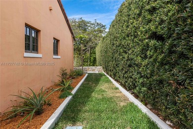 Waterfront Villa on the S. Gables Waterway.Boaters Dream or live - photo 38