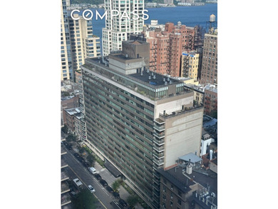 Turnkey one bedroom at Presidential Towers is ready for its new - photo 8