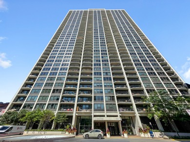 Lake Michigan - Cook County Condo For Sale in Chicago Illinois