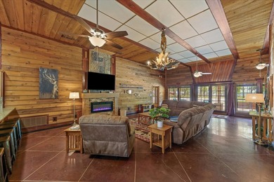 Rustic and Luxury are a wonderfully blended match in this unique - photo 11