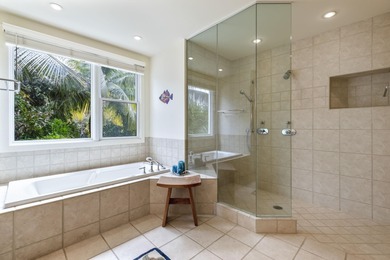 Escape to your own serene tropical sanctuary with gorgeous ocean - photo 17