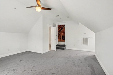 Welcome to this beautifully maintained 3+ bedrooms plus den, 2 - photo 25