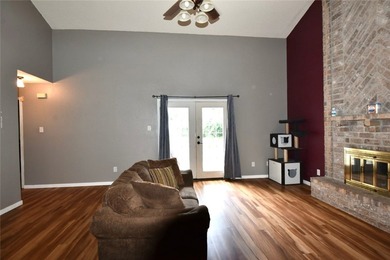 Welcome home to this charming 2-bedroom, 1-bath starter home - photo 5