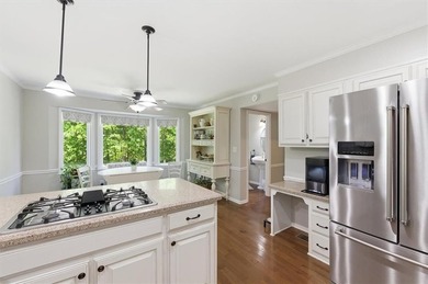 Stunning expanded and fully renovated home in sought-after - photo 28