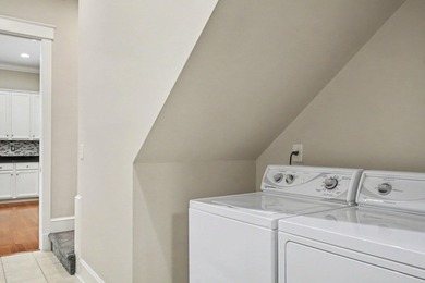 Welcome to this beautifully maintained 3+ bedrooms plus den, 2 - photo 29