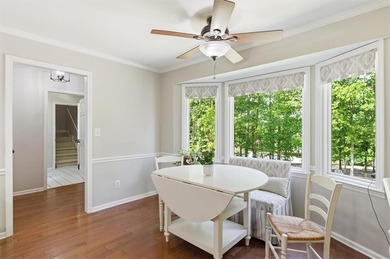 Stunning expanded and fully renovated home in sought-after - photo 31