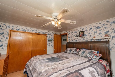 This is the waterfront property everyone is searching for but - photo 33