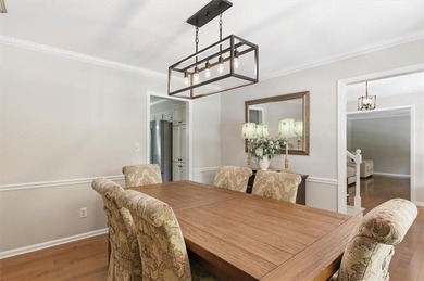 Stunning expanded and fully renovated home in sought-after - photo 34