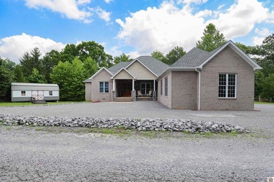 Built in 2019, this one level Lake Barkley waterfront home - photo 48