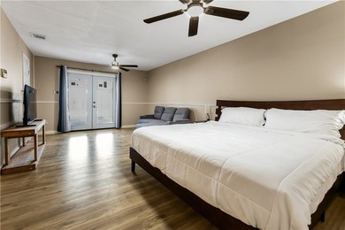 Welcome to this beautiful home with 4 bedrooms and 3 full - photo 6