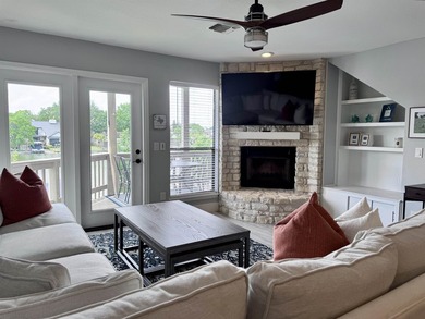 This Lake LBJ waterfront townhome is ideally situated on a - photo 9