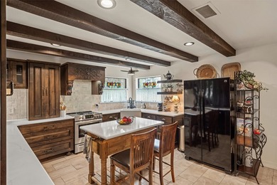 Beautiful custom 3BD-2.5BA Golf Course Home at Holly Lake Ranch - photo 16