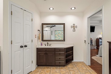 Beautiful custom 3BD-2.5BA Golf Course Home at Holly Lake Ranch - photo 22