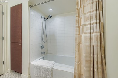 Discover urban effortless living in this beautifully designed 1