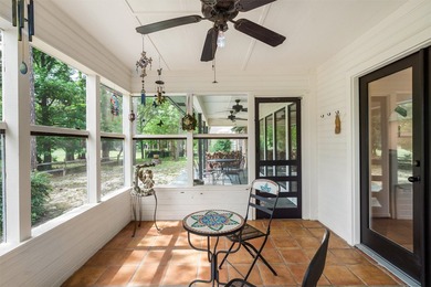 Beautiful custom 3BD-2.5BA Golf Course Home at Holly Lake Ranch - photo 32